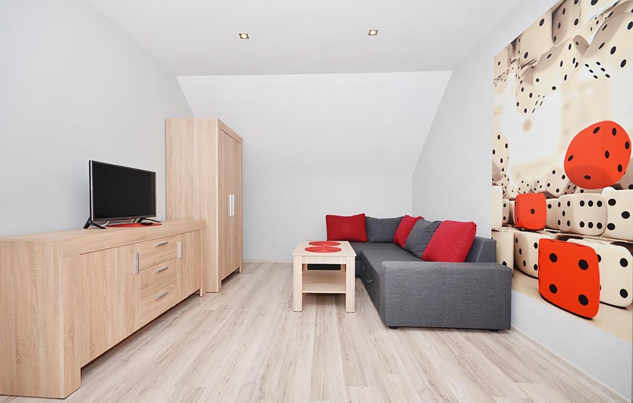 Apartamenty Teczowe Ujście-Darłowskie エクステリア 写真