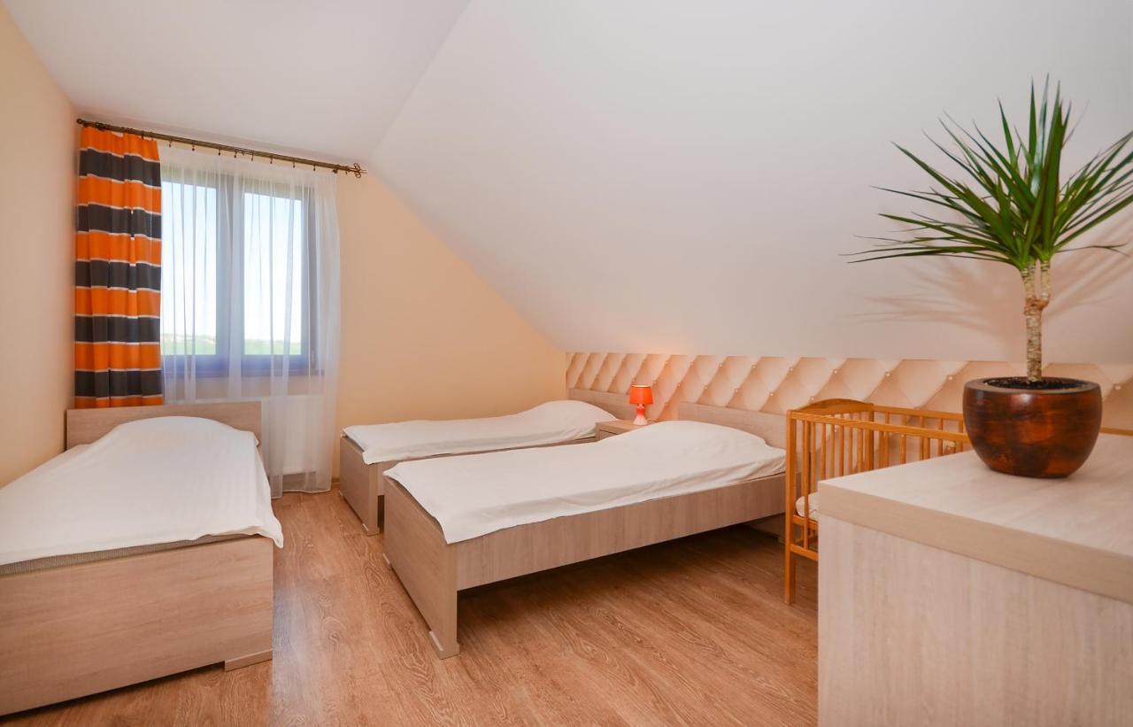 Apartamenty Teczowe Ujście-Darłowskie エクステリア 写真