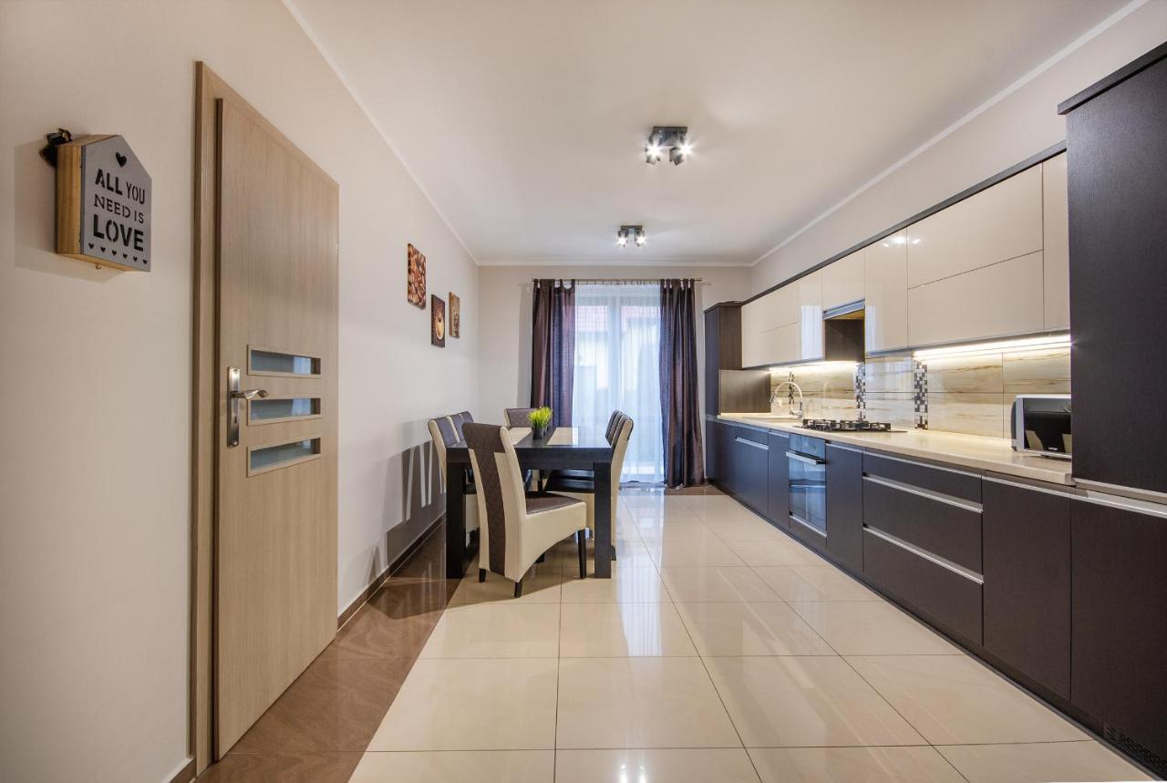 Apartamenty Teczowe Ujście-Darłowskie エクステリア 写真