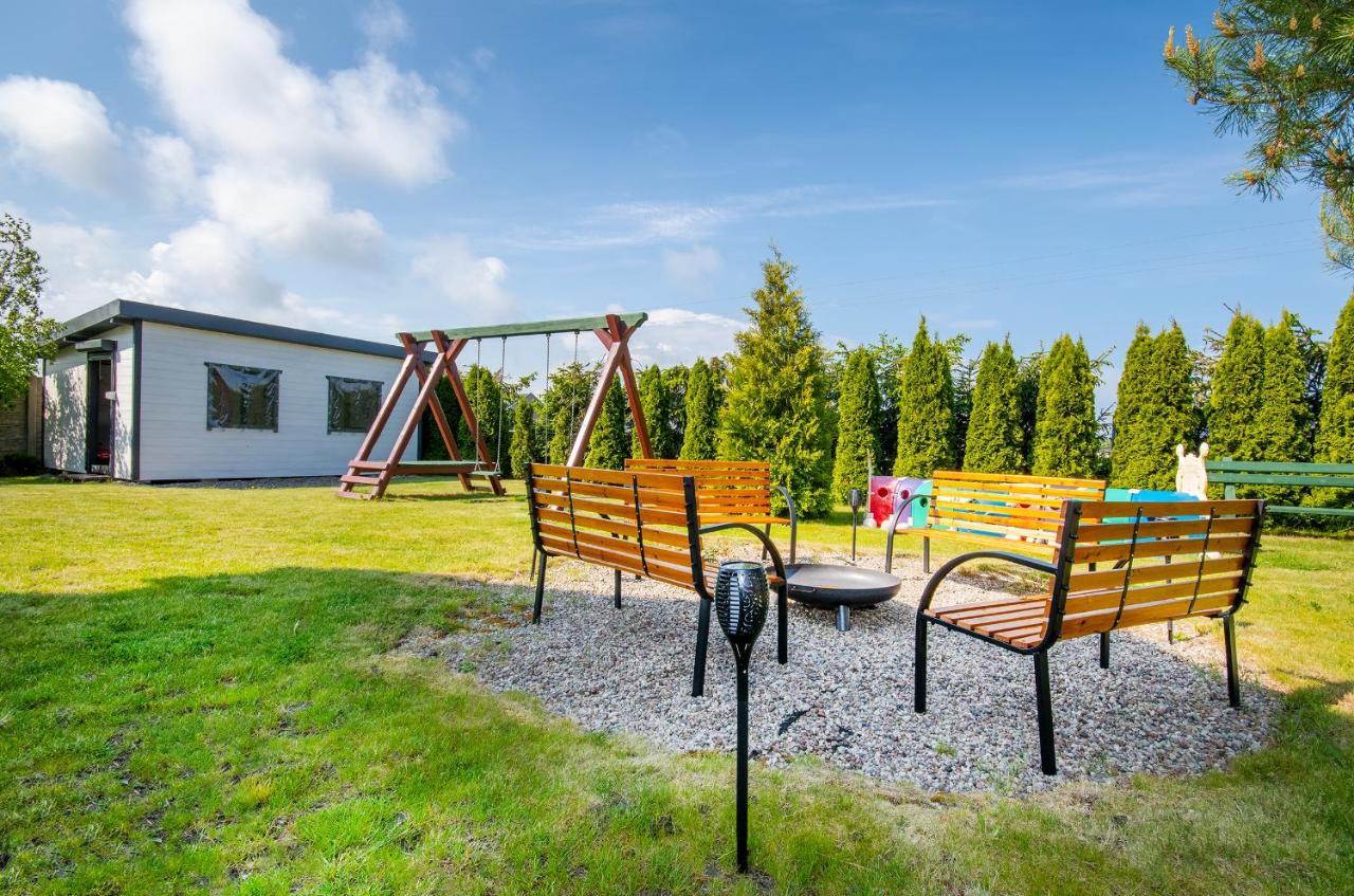 Apartamenty Teczowe Ujście-Darłowskie エクステリア 写真